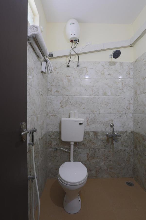 Green Tree Hotel-Near Vfs Global And Ramee Mall Chennai Exterior foto