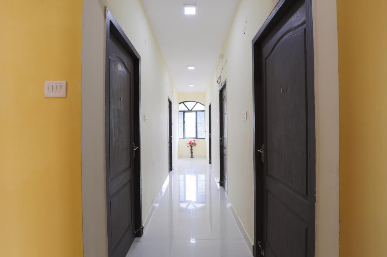 Green Tree Hotel-Near Vfs Global And Ramee Mall Chennai Exterior foto